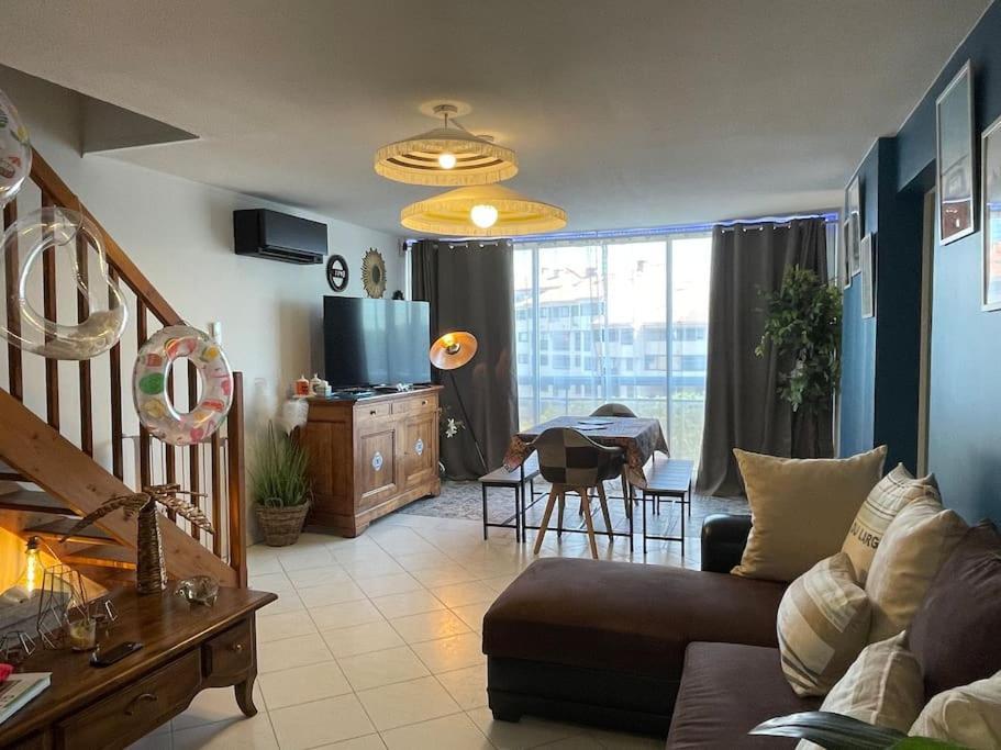 Vintage 90 M2 Duplex Classe Fréjus